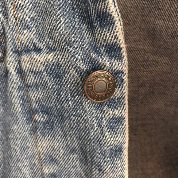 GAP Denim Jacket - Picture 4 of 6